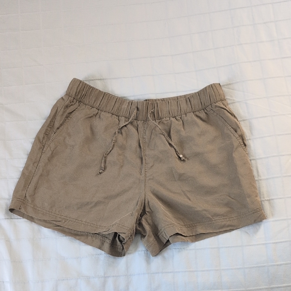 Banana Republic Women's Olive Shorts